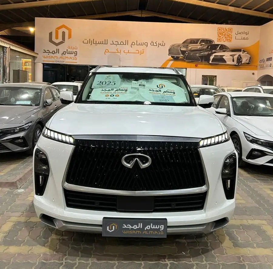 عرض خاص إنفينيتي QX80 سينسوري موديل 2025 السعر شامل 447050