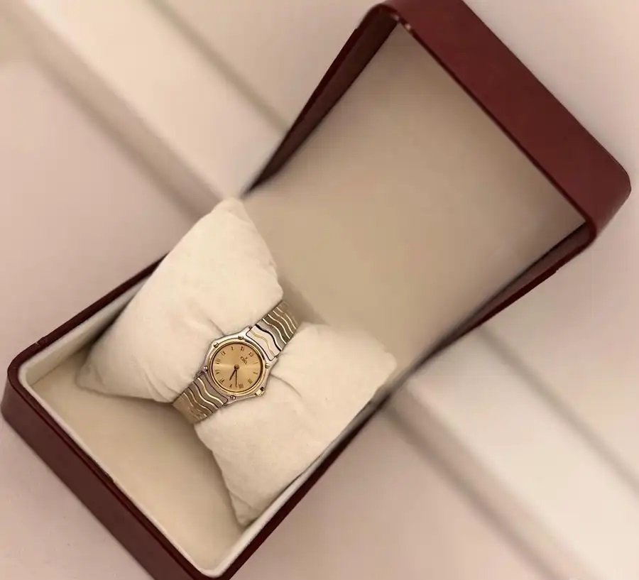 ساعة ايبل ستيل وذهب