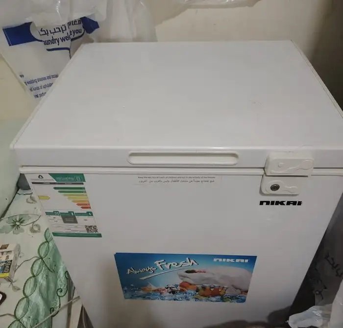ثلاجة تجميد من كالفور استخدام ثلاثه اشهر شبه جديدة