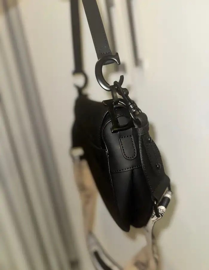 شنطة ديور ماستر