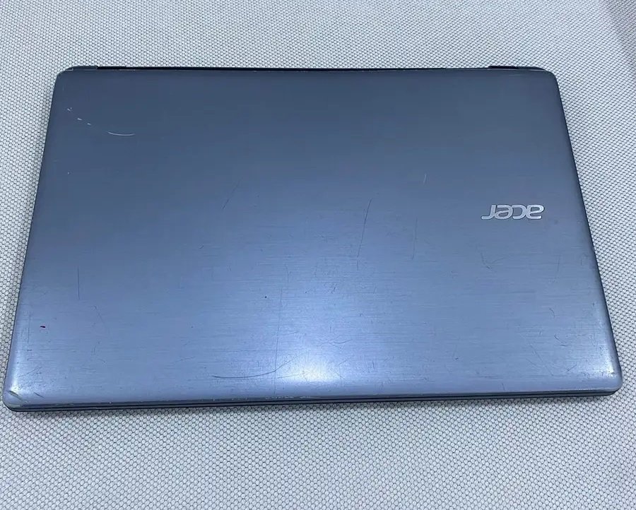 لابتوب ايسر للبيع