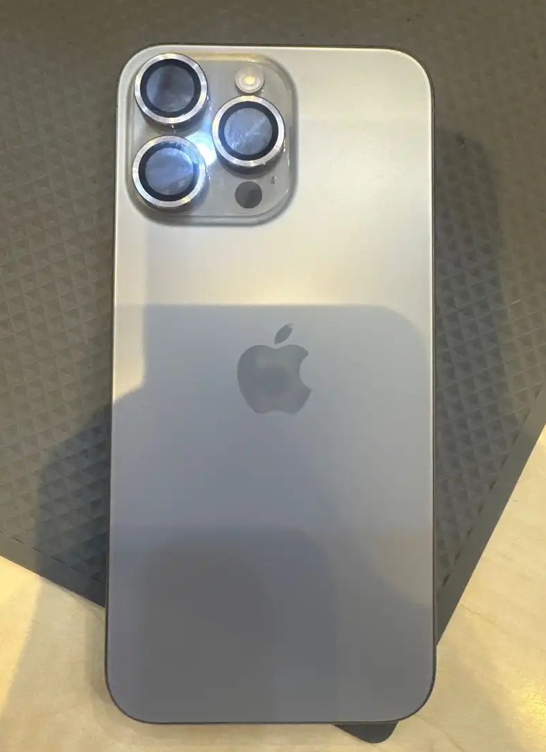 جوال ايفون 15 برو ماكس