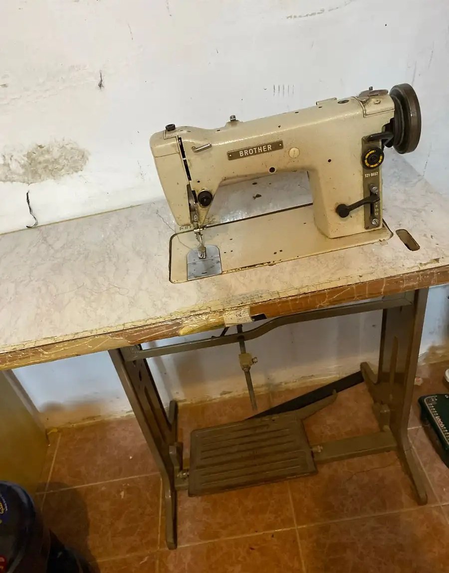ماكينه تطريز قديمه برادر قديمه