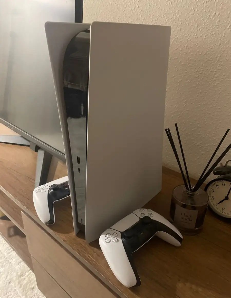 بلاستيشن 5 PlayStation ديجتال نظيف