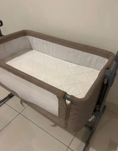 سرير اطفال