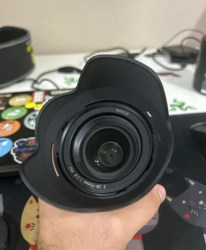 عدسة Nikon Z 28-75 2.8