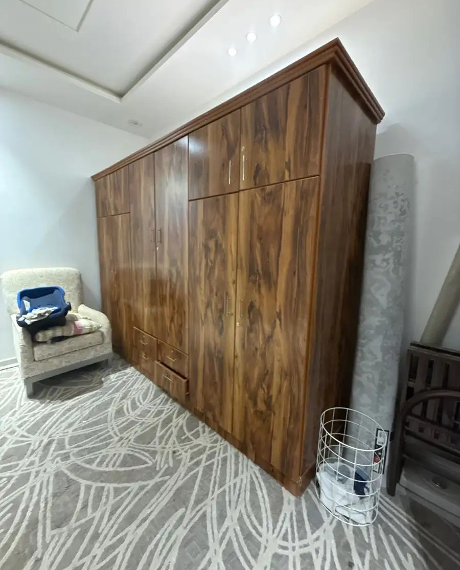 دولاب تخزين