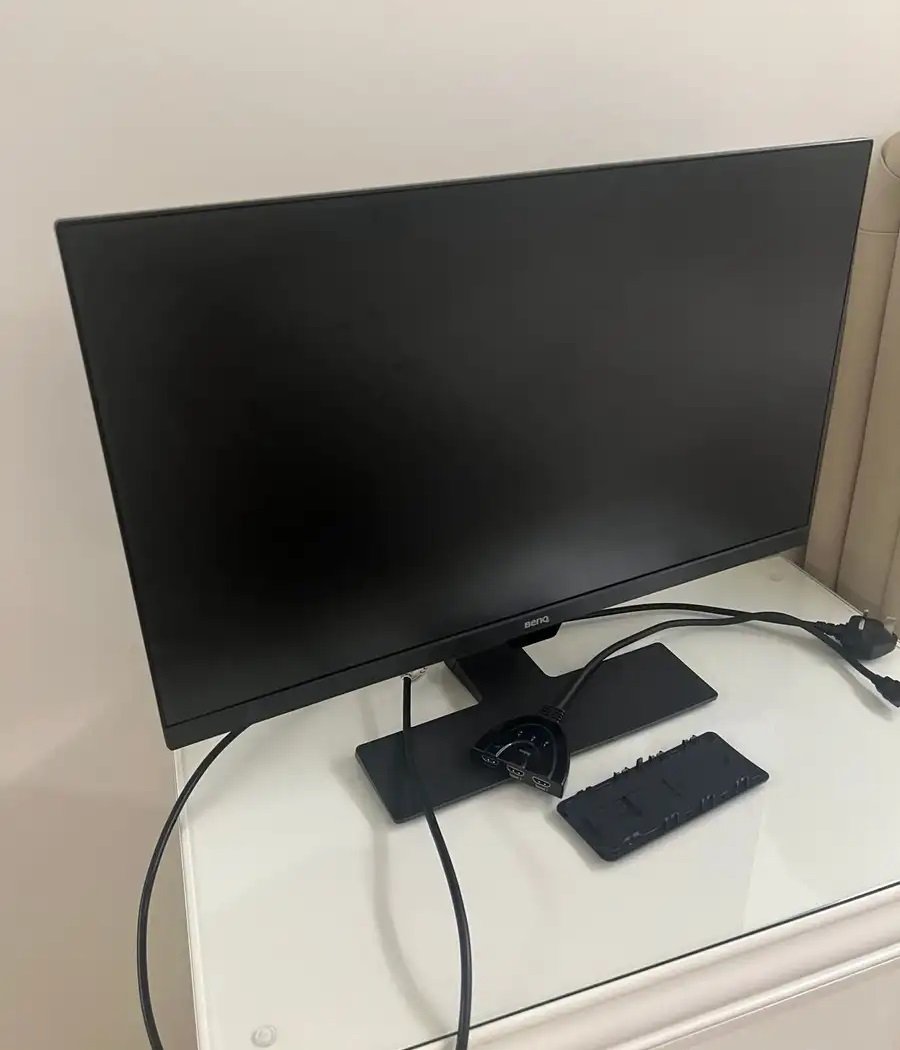 شاشة للبيع benq 27inch 60hz