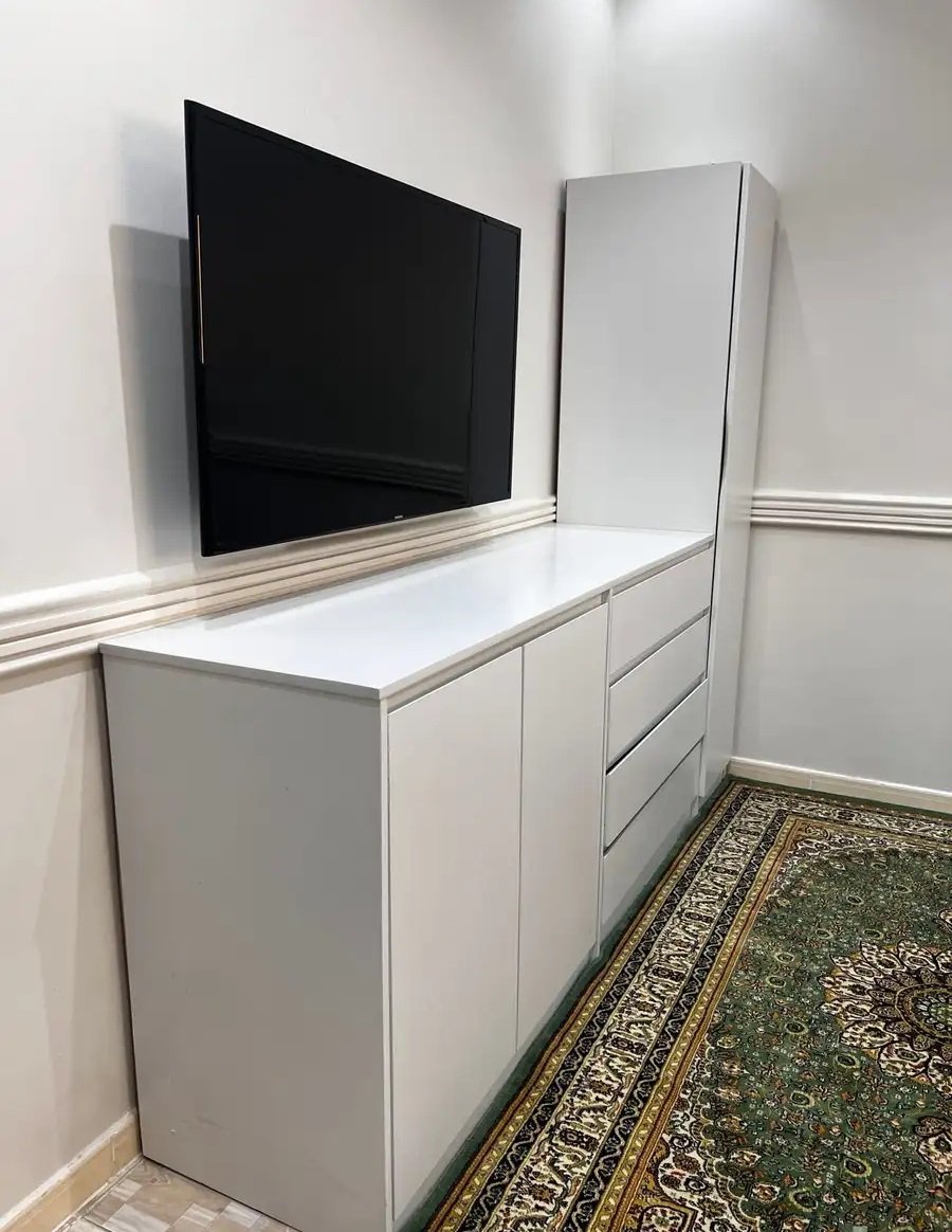 مكتب جديد للبيع