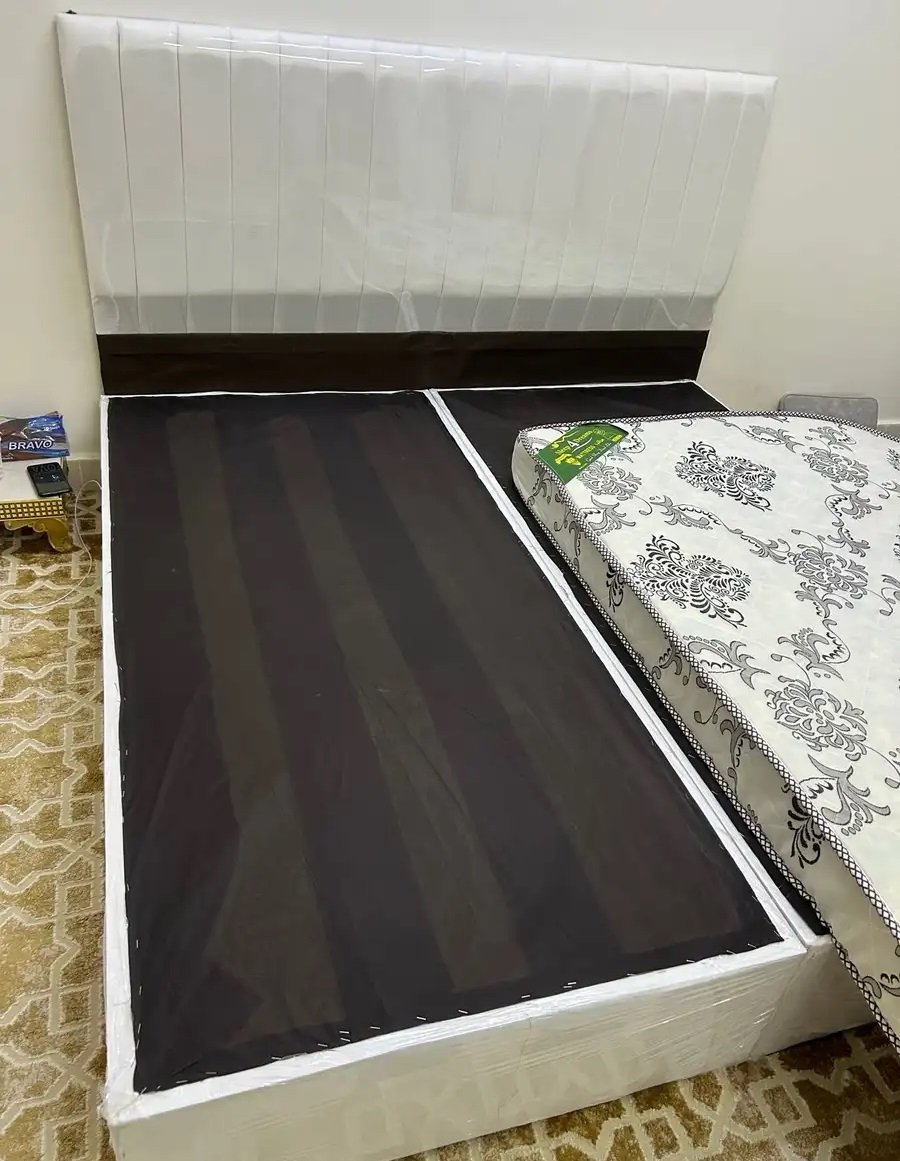 سرير نفرين للبيع