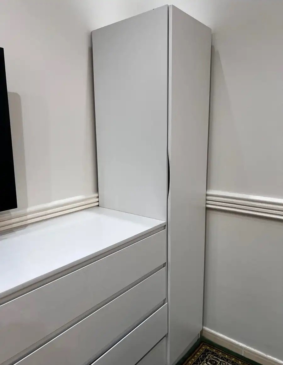 مكتب جديد للبيع