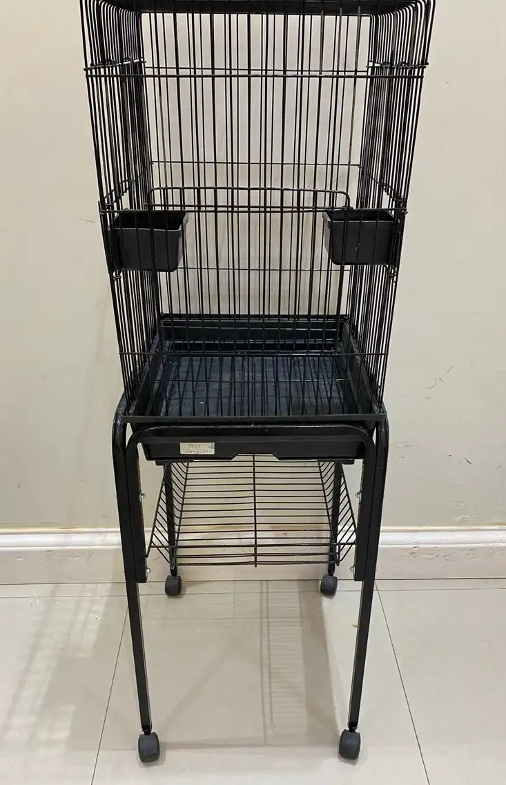 قفص ببغاء للبيع