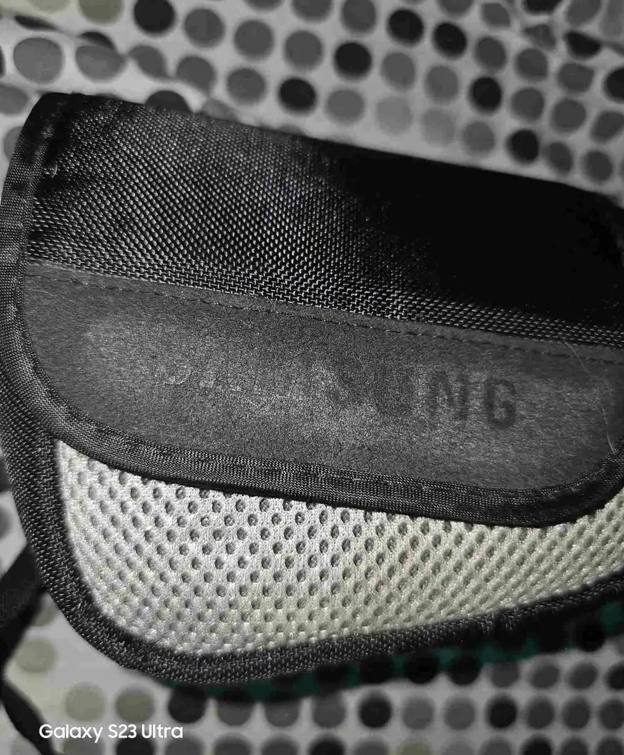 كاميرا سامسونج WB1100F ( شبه جديدة )