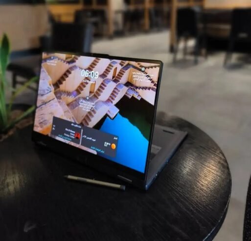 لابتوب شاشة خورافية OLED 2k قابل للطي مع قلم