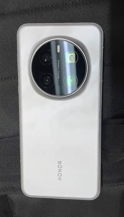 جوال magic 7 pro honor