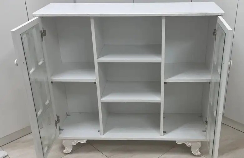 ركن قهوه نضيف جدا