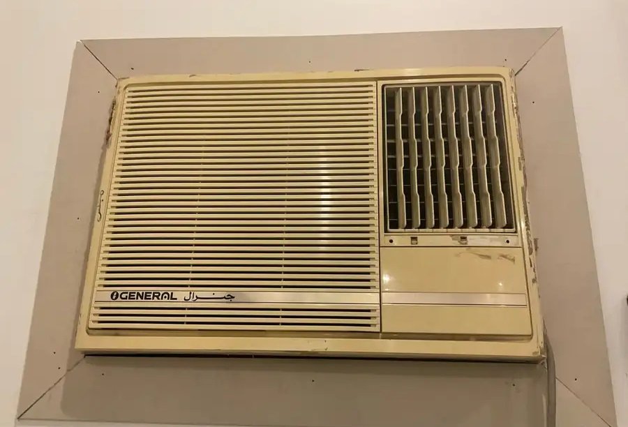 مكيف وسجاد للبيع