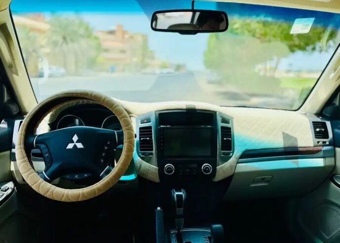 ميتسوبيشي باجيرو GLS