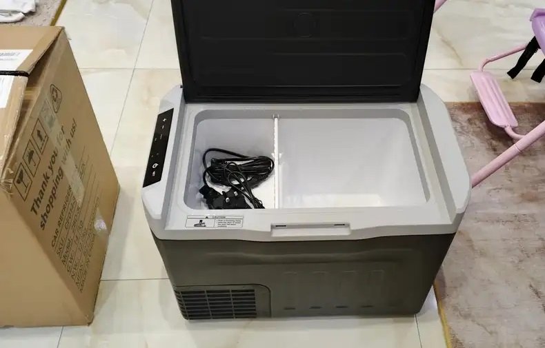 ثلاجه 30 لتر