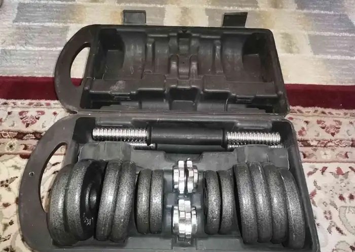 أثقال وزن 15 كيلو مع شنطة 125ريال