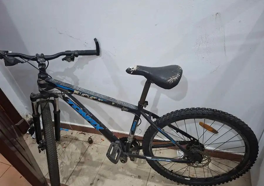 دراجه مقاس 26 بحاله جيدة كفرات جديده