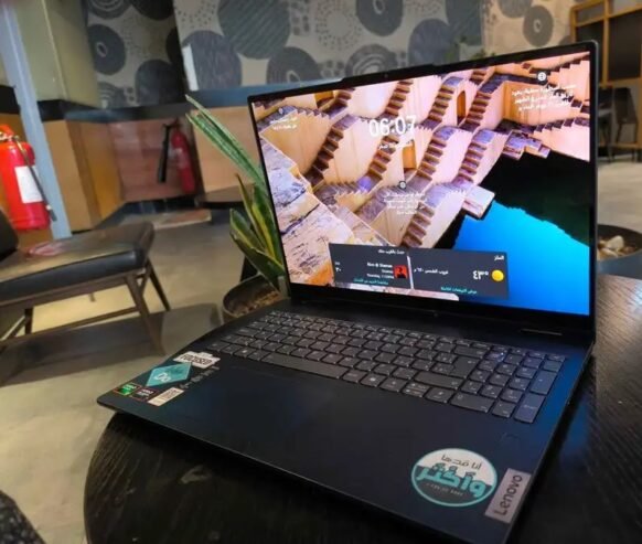 لابتوب شاشة خورافية OLED 2k قابل للطي مع قلم