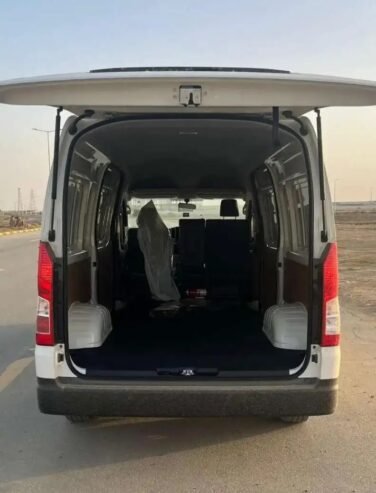 فان هاييس