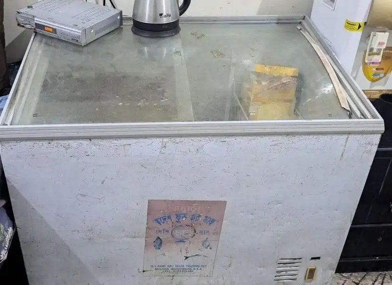 فريزر تجميد ممتاز مقاس وسط بدون عيوب