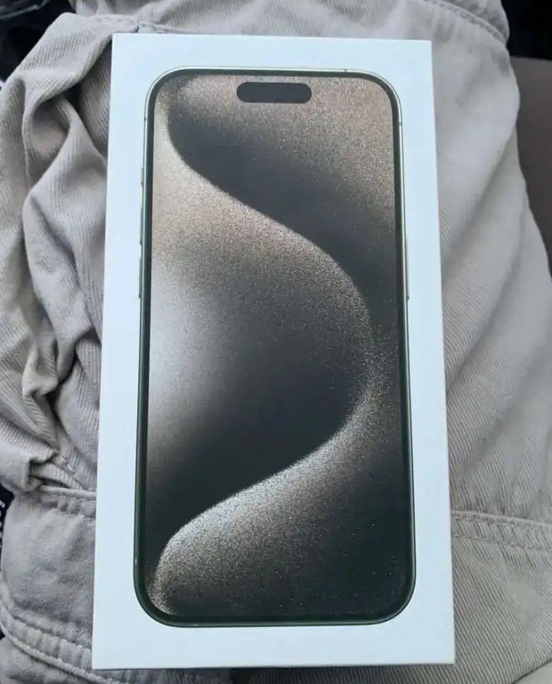 ايفون 15 برو