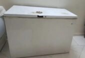 ثلاجة للبيع كهرباء 110