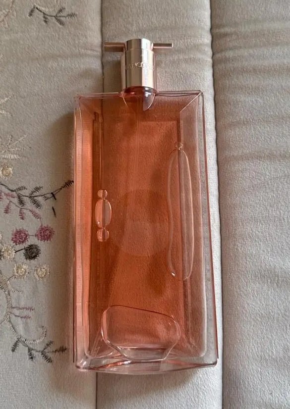 عطر ايدول لانكوم للبيع اصلي جديد بسعر مميز رمخفض