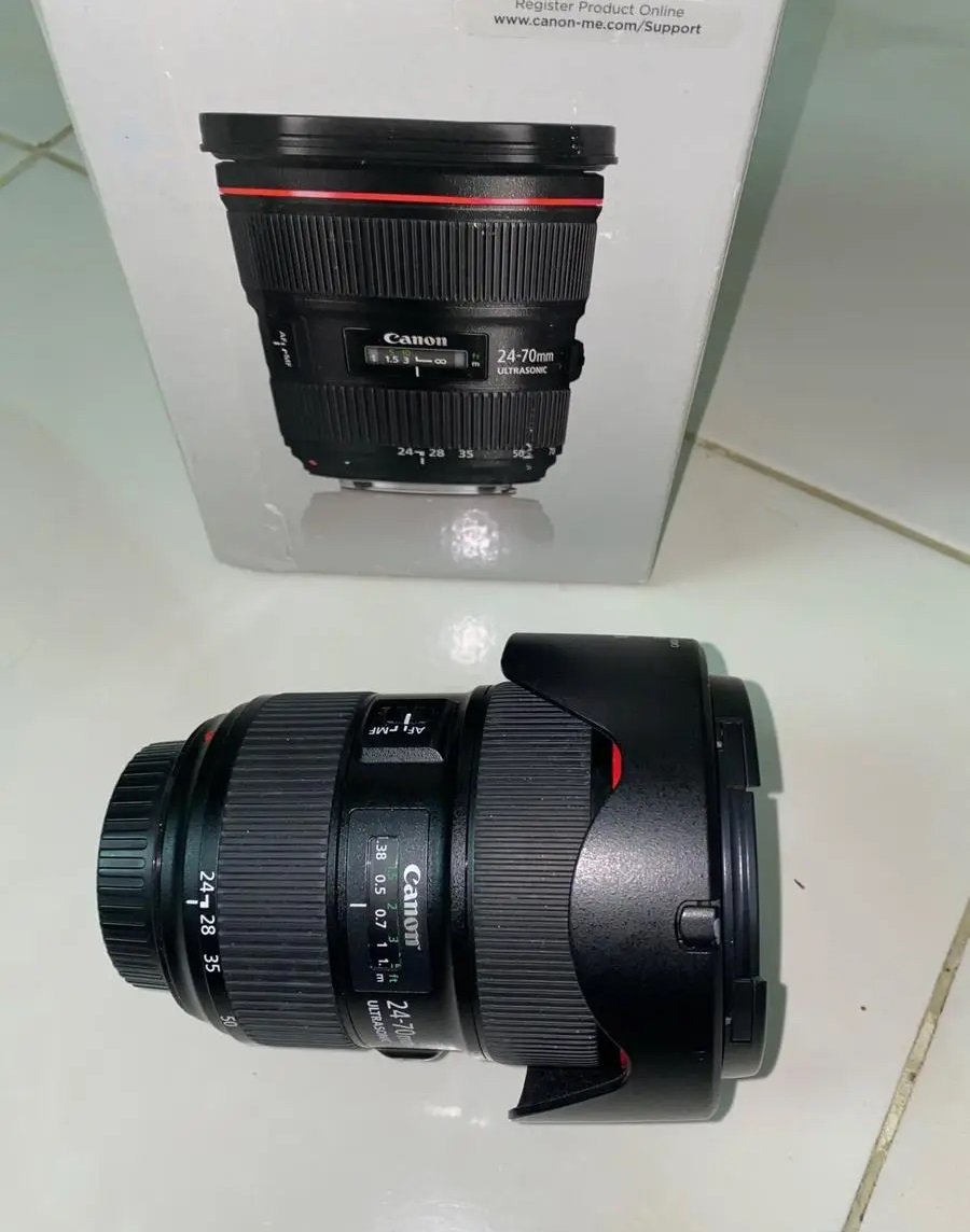 عدسة 70 24 canon