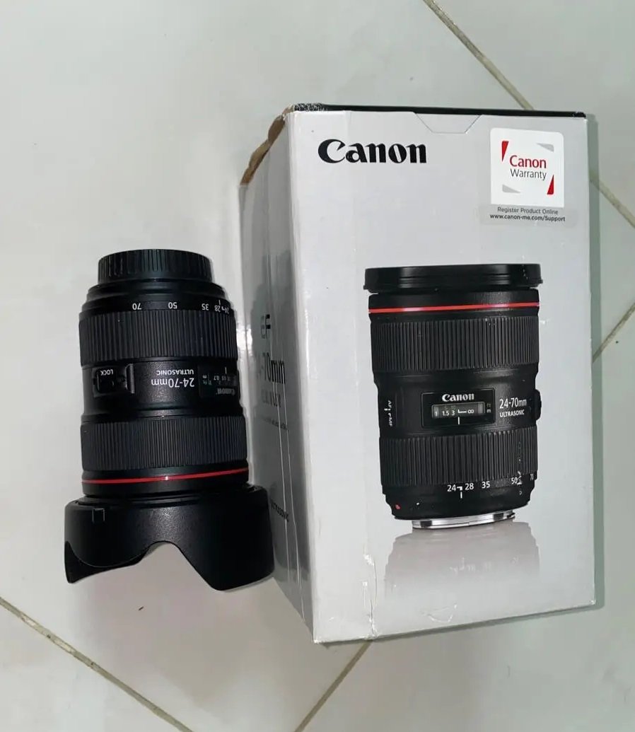 عدسة 70 24 canon