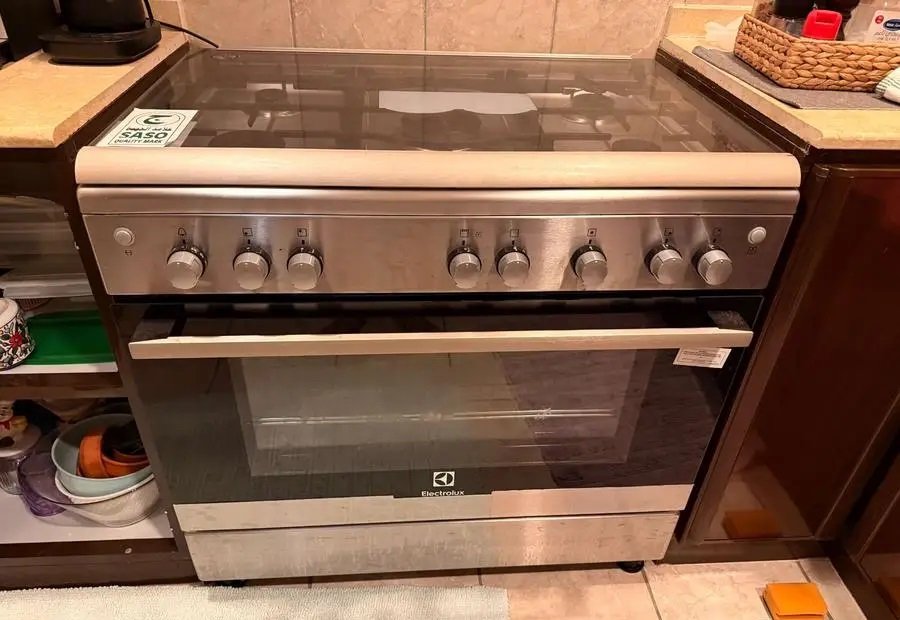فرن الكترولكس غاز حجم كبير 90 سم (5 عيون)