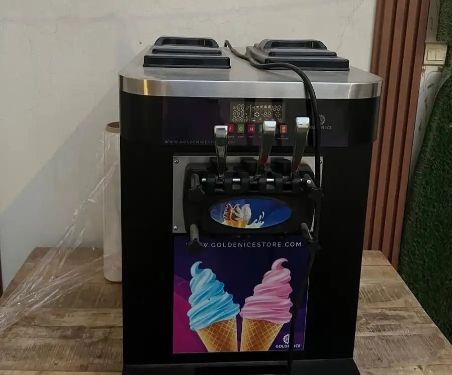 مكينة ايسكريم
