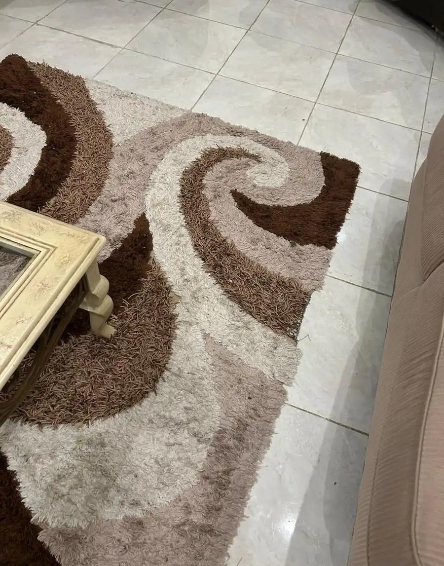 مكيف وسجاد للبيع