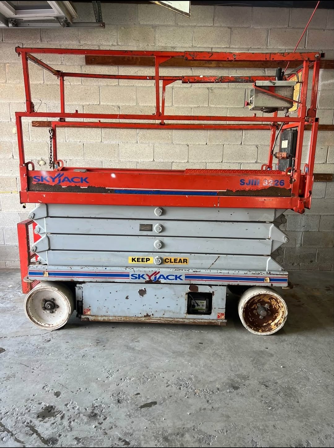 سيزر لفت للايجار بالدمام والشرقية | 8-16 متر فوري | السامي للمقاولات 0556837784