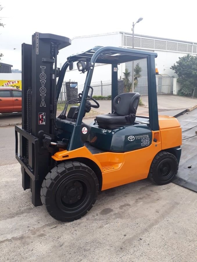 فوركلفت للأيجار في الدمام