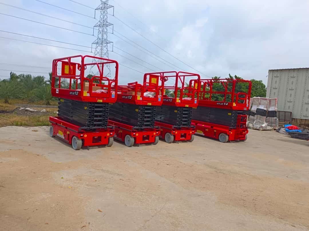 scissor lift Rental Jeddah | Mecca Dammam Riyadh | 8m 10m 12m 14m 16m |