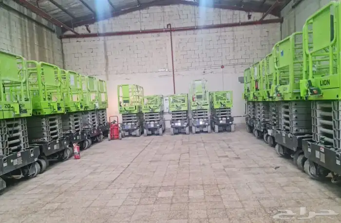 تأجير معدات ثقيلة في السعودية | فوركلفت + سيزر لفت + كرينات 10–500 طن | الرياض الدمام جدة