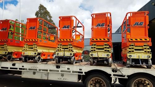 تاجير سيزرلفت تاجير مان لفت رافعات شوكيه فوركلفت للايجار