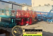 سيزرلفت مانلفت scissor lift manlift للايجار جميع المقاسات والاحجام كهرباء ديزل جده مكه الرياض رابغ الدمام ابهاء الطائف ينبع