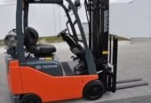 فوركلفت للايجار في الرياض / تأجير رافعات شوكية كهرباء حمولة 3 طن – 5 طن – 7 طن // 2026 _ Power Forklift | مناولة بضائع