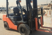 فوركلفت للإيجار في الدمام — رافعات شوكية صناعية | 1.5T إلى 7T 🏭
